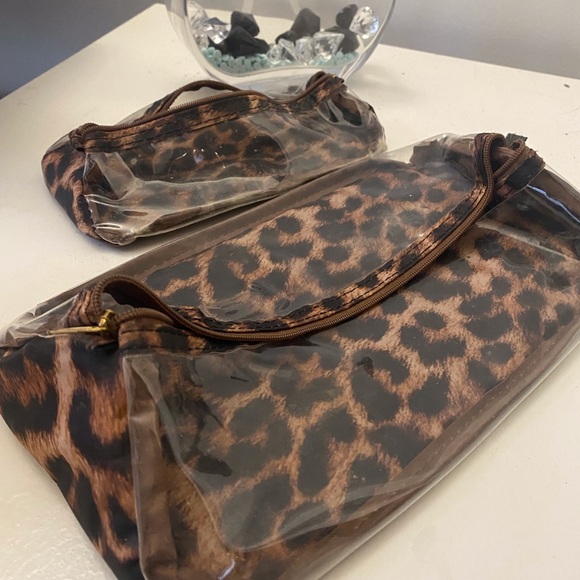 Leopard 2 pieces organizer pouch make up bag toiletries travel organizer - Picture 4 of 5